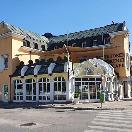 Pension Mueller Gartner Hotel Gross-Enzersdorf Exterior photo